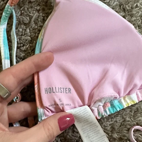 Hollister Triangle Bikini Top - Picture 3 of 5